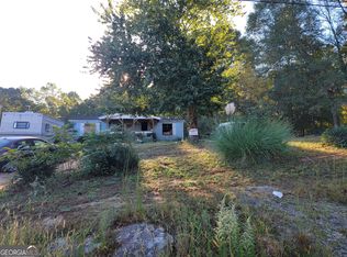 135 Price Rd, Carrollton, GA 30116