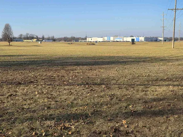 0 E 12th St, Flora, IL 62839