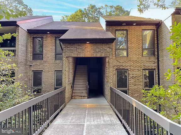3rd image of 44691 White Oak Ct #12A