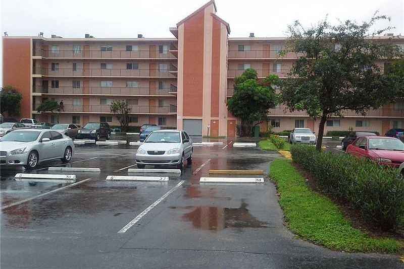 1st image of 8600 N Sherman Cir APT 206