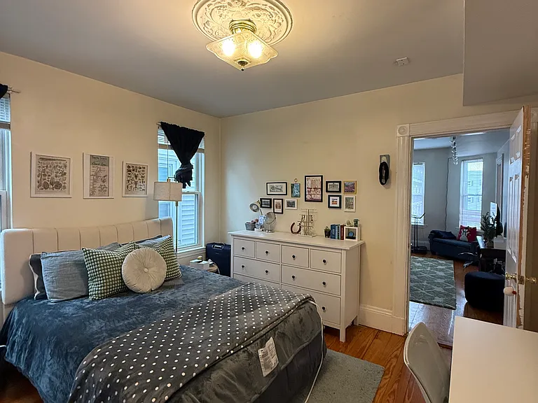 738 E 6th St #2 — Photo 8
