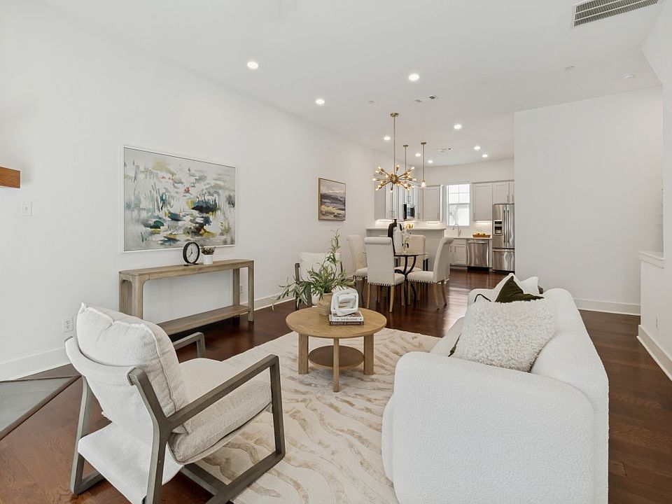 1st image of 5743 Prospect Ave #102