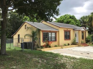 1116 Colonial Rd, Fort Pierce, FL 34950