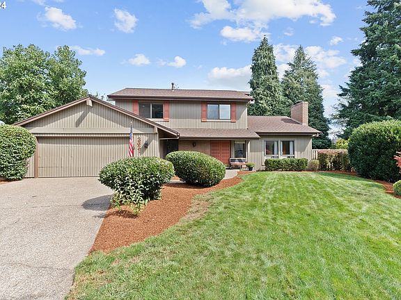 2nd image of 3621 SE Meier Ct