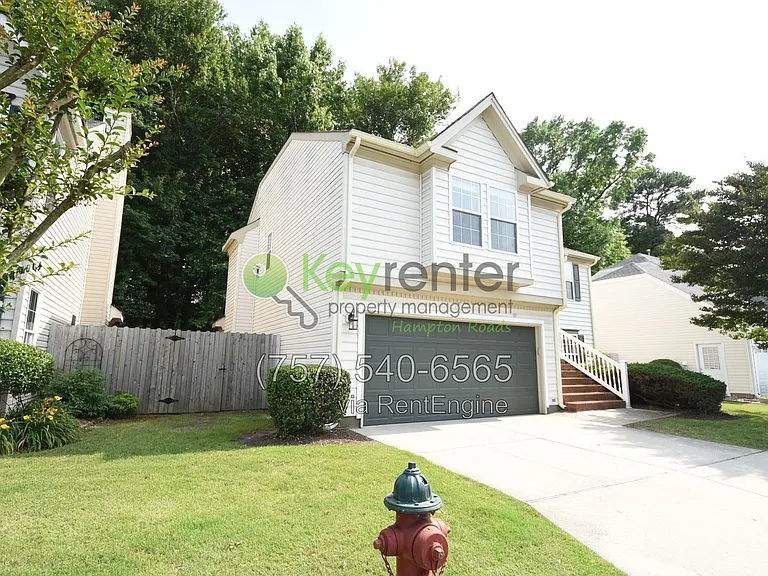 1109 Lady Ashley Dr — Photo 2
