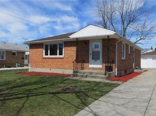 120 Morris Cir, Depew, NY 14043