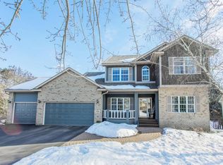 7626 Nature Path, Woodbury, MN 55125