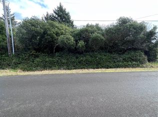 120 Frigate St NW, Ocean Shores, WA
