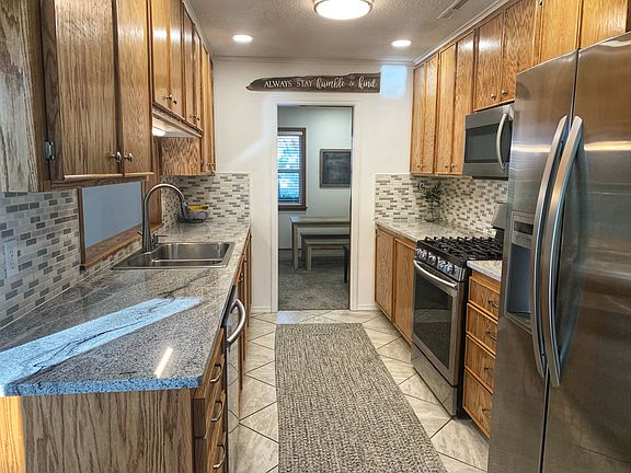 2nd image of 1416 Lariat Dr