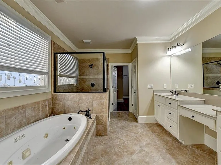 11636 Parkside Ave — Photo 18