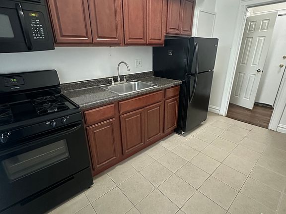 3rd image of 115 Fairview Ave #56E