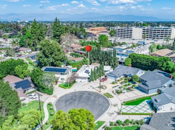 15431 Milbank St, Encino, CA 91436