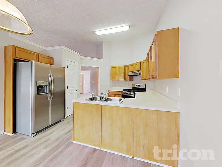 640 James Ridge Dr — Photo 8