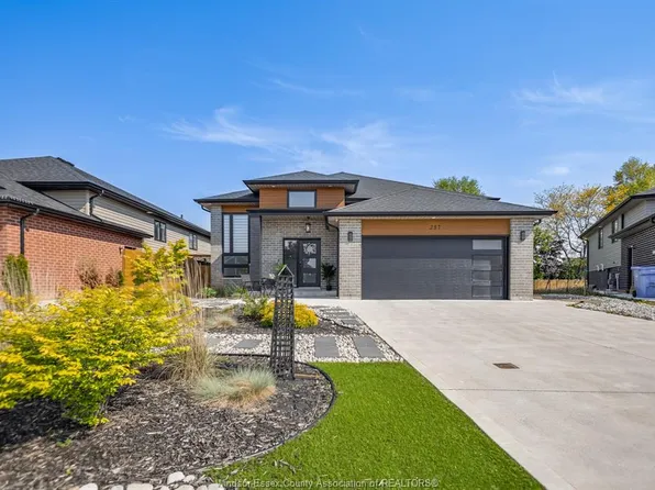 257 Robinson Ave, Essex, ON N8M 0A8