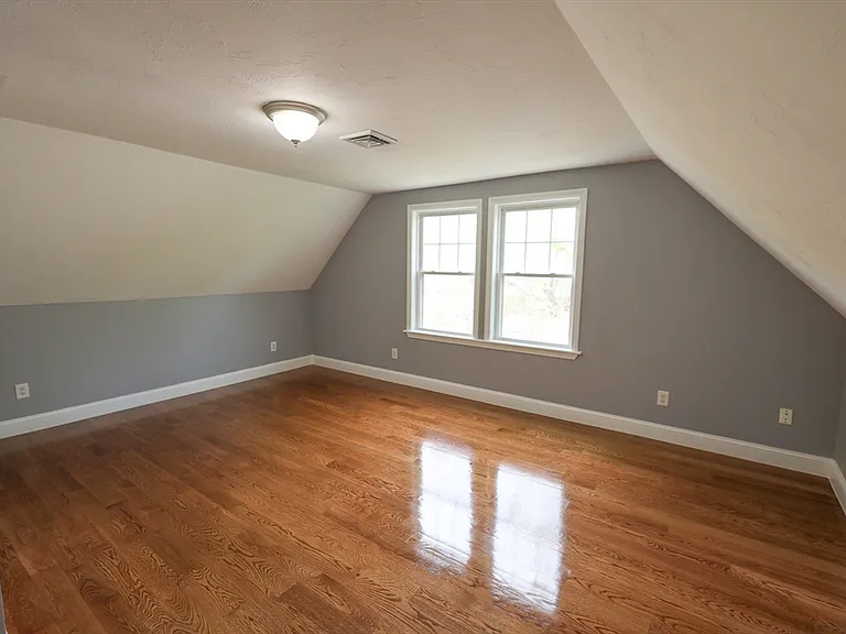 70 Mount Hope St #2 — Photo 17