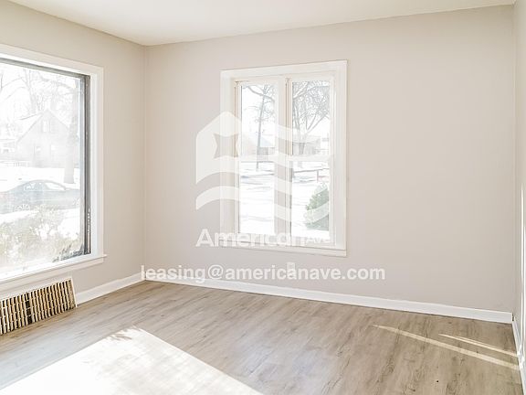 3-Living Room