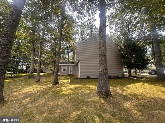 5th image of 133 Red Oak Dr