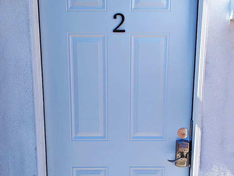 4220 Clairemont Dr #2 — Photo 9