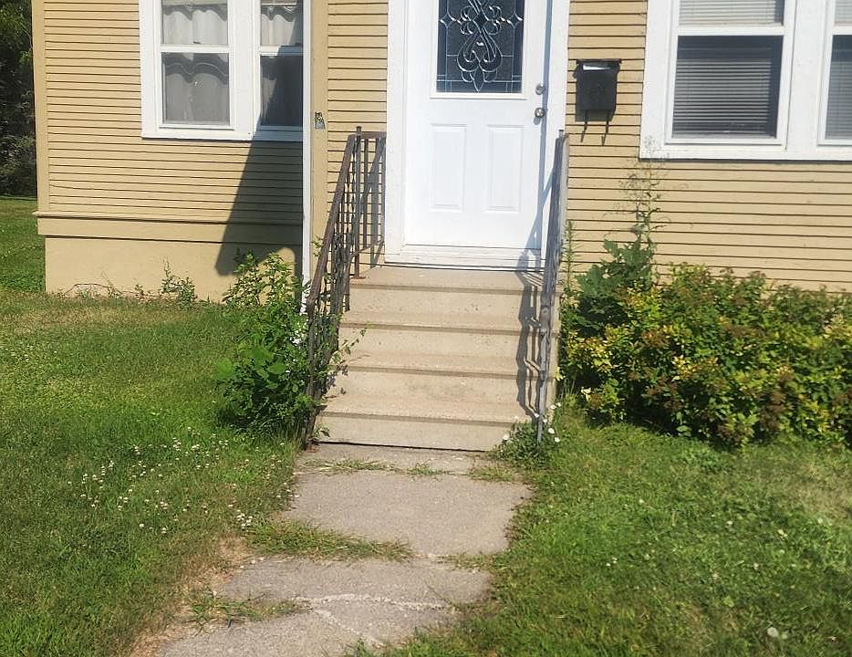 1st image of 500 N Lincoln Ave