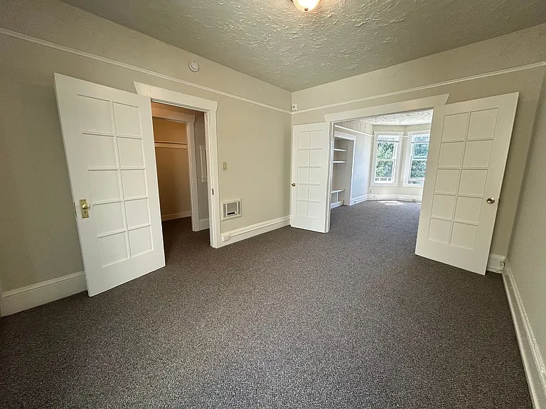 935 Pine St #1372R — Photo 17