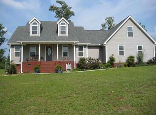 40 N Deer Run Rd, Trenton, GA 30752