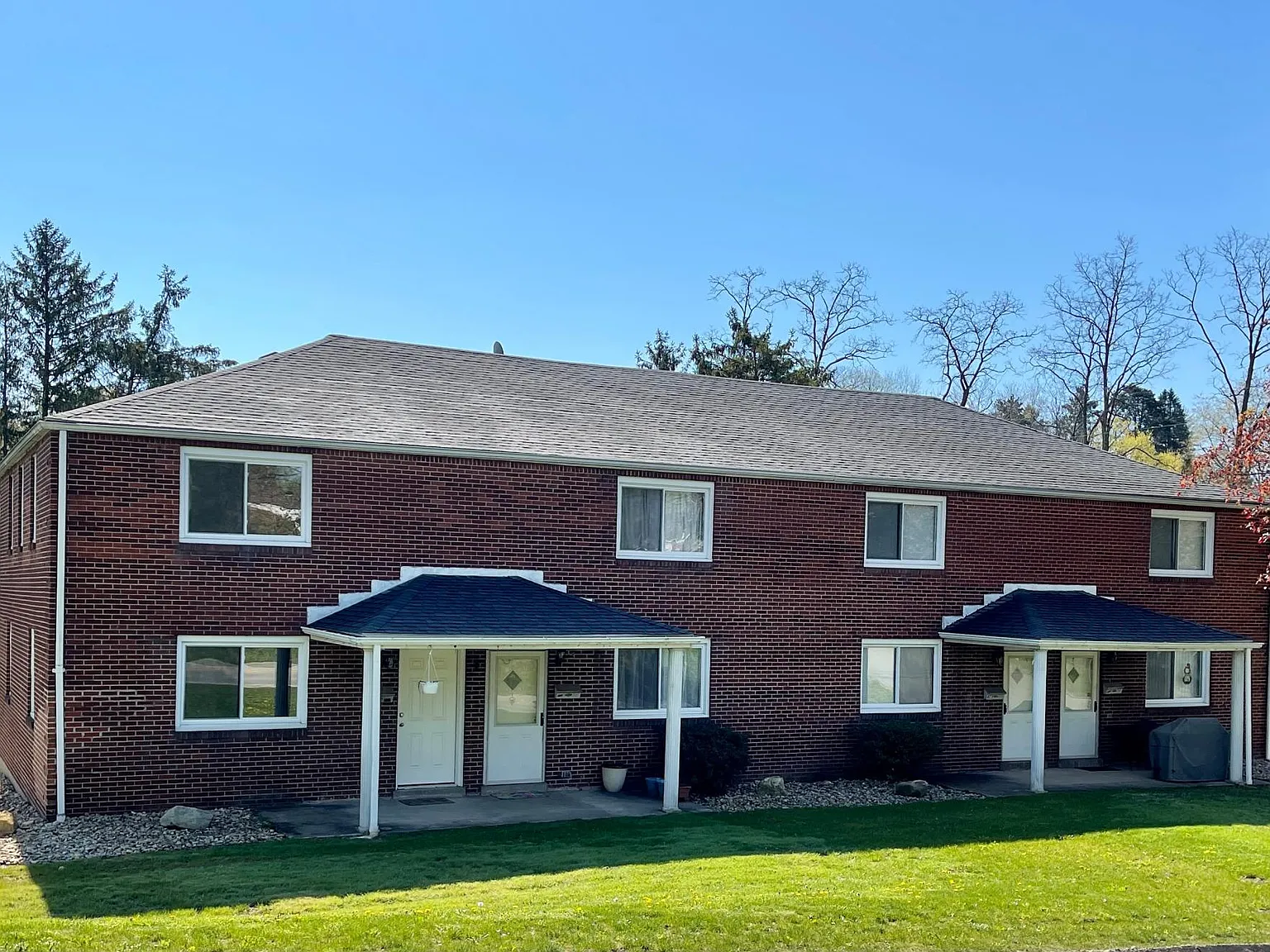 2 bed, $1,295 — Photo 1