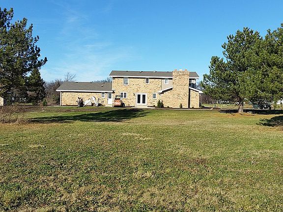 3rd image of 16930 S Windsor Ct