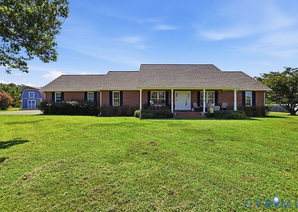 1st image of 531 Blue Bird Ln