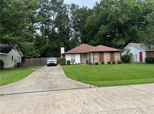 4 Shady Oaks Dr, Covington, LA 70433