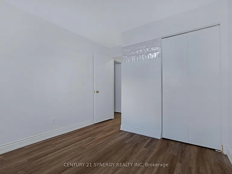 1589 Saint Bernard St #403 — Photo 12