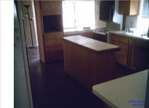 2nd image of 5583 Riverview Dr