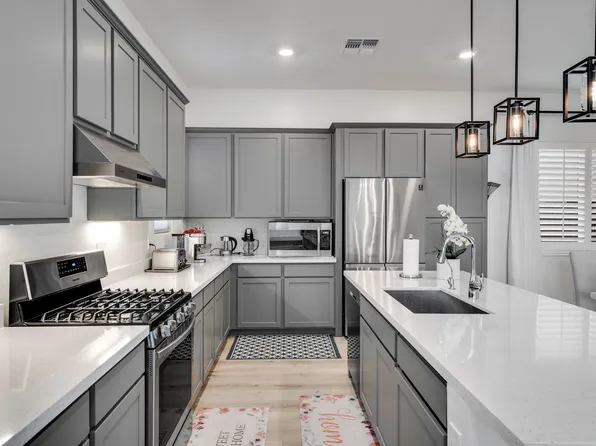 15933 N 74th Ln, Peoria, AZ 85381