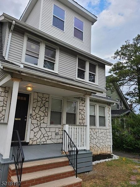 1st image of 390 Elmwood Ave