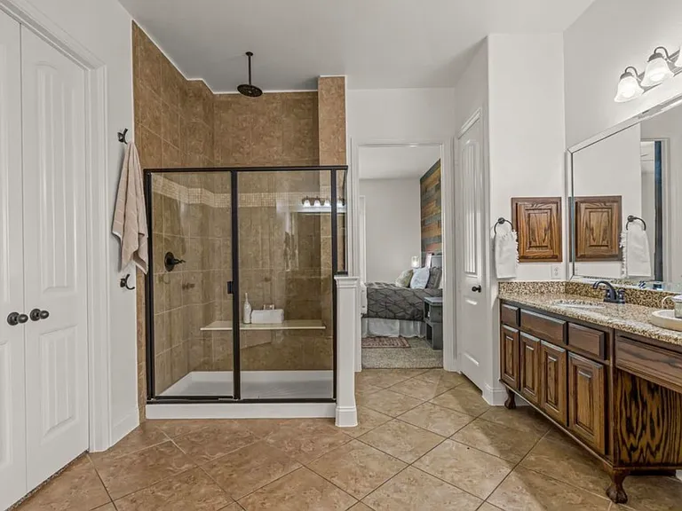 5317 Fern Valley Ln — Photo 15