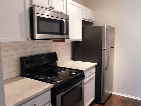 2nd image of 12166 Metric Blvd APT 141