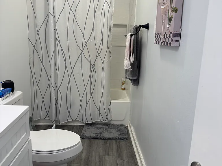 2221 Tolgate Rd — Photo 15