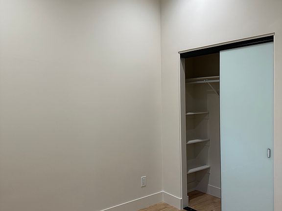 5th image of 4931 Marmol Dr