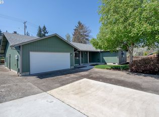 7441 A St, Springfield, OR 97478