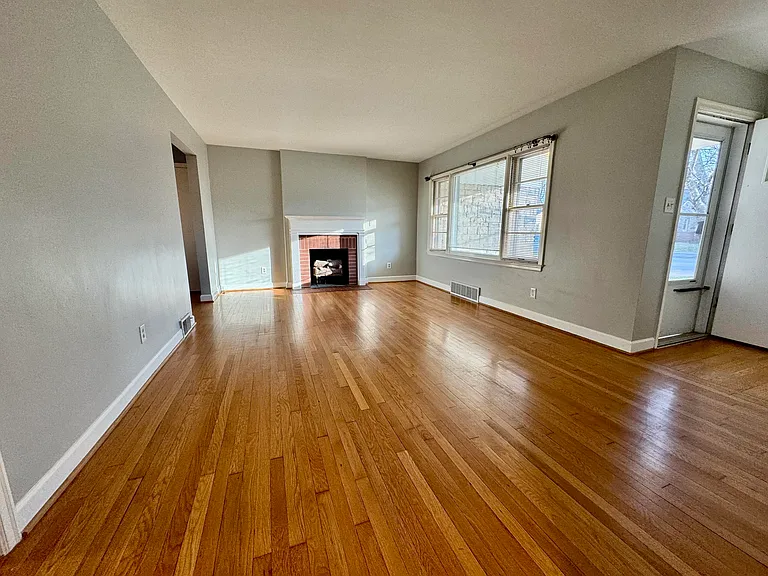 479 Stratford Dr — Photo 34
