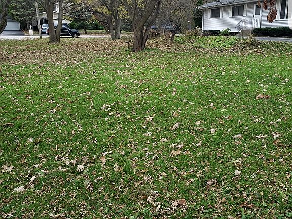 2nd image of 16127 Grove Ave