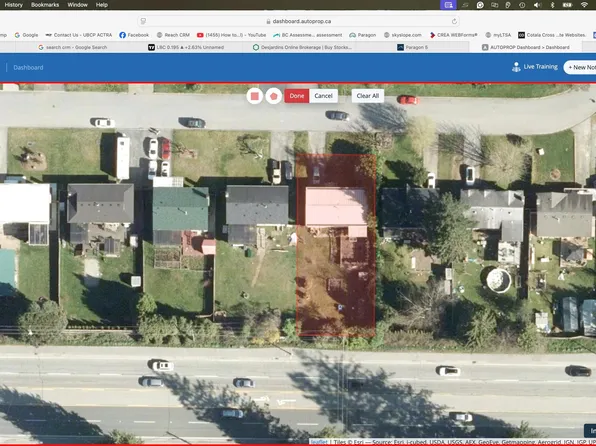 21908 Laurie Ave, Maple Ridge, BC V2X 7V8