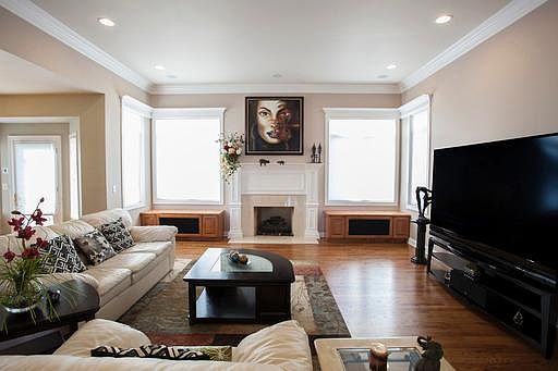 5th image of 4424 White Ash Ln