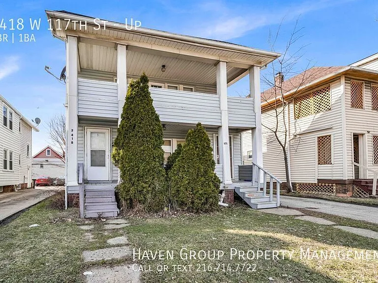 3418 W 117th St #UP — Photo 3