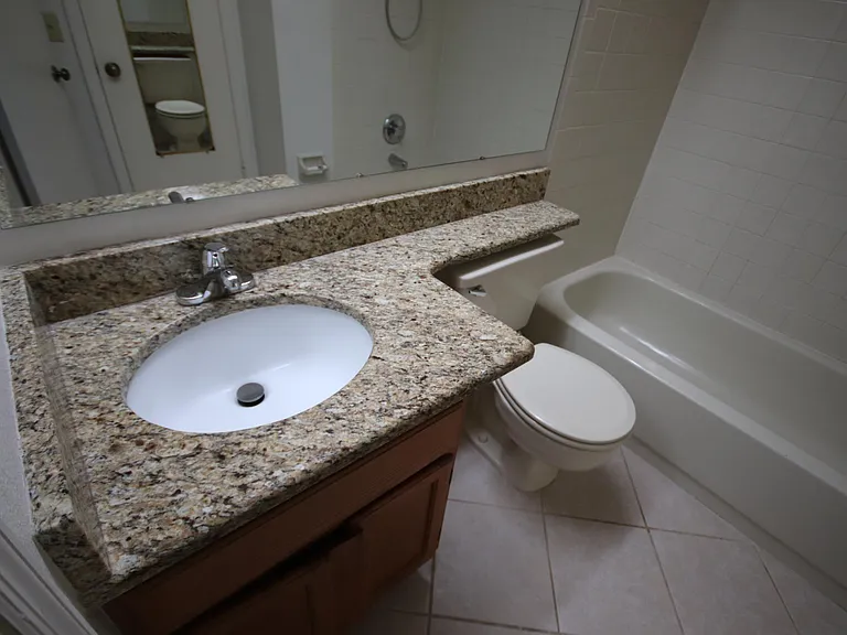 11328 Stratton Park Dr — Photo 24