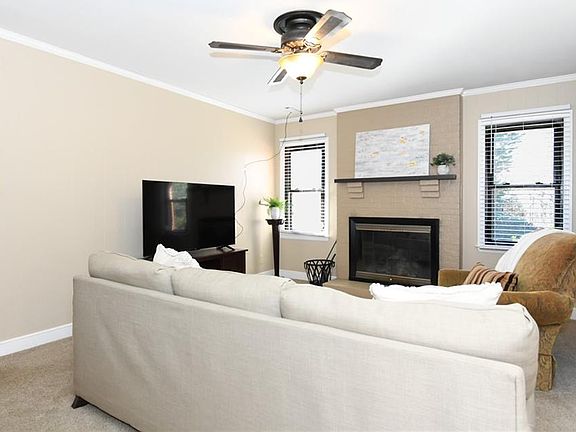 5th image of 3008 Harnett Dr