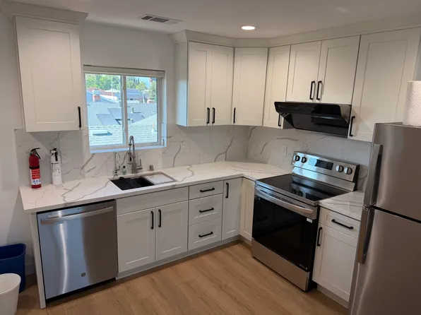 337 Irving Ave #B, San Jose, CA 95128