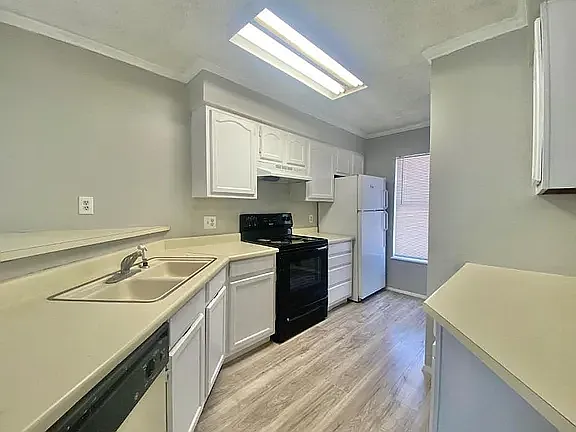 7406 Avenue X #202 — Photo 7