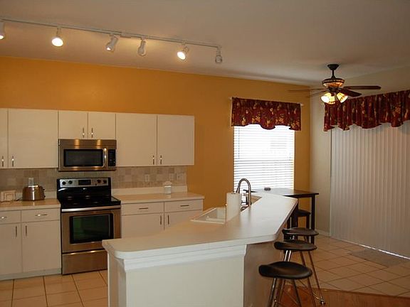 4th image of 616 Samantha Ln
