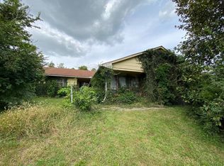 425 Keene Troy Pike, Versailles, KY 40383