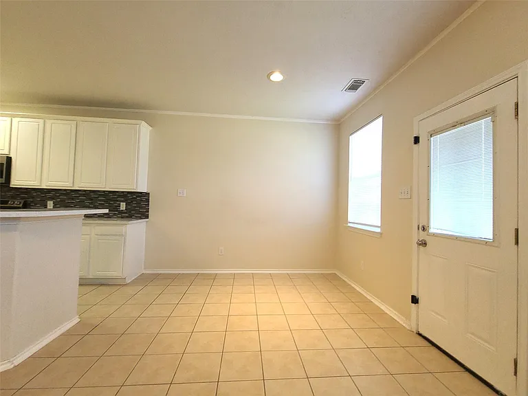 231 W Stedhill Loop — Photo 5